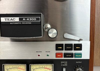 1975 Teac Tape Recorder Automatic Reverse A-4300 - 81d931ce ccd4 45a6 bbd1 6c810a1b7730